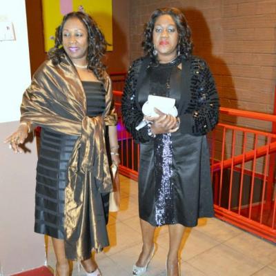 Lea Moulounda Et Edith Ickonga